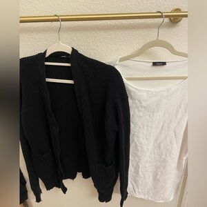 Vici Sweaters 
No holds cross posted  
Size medium